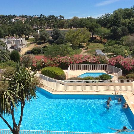 Au Calme Dans Hameau Fleuri Joli Studio 3 Pers Piscine Parking Wi-Fi Vence Buitenkant foto
